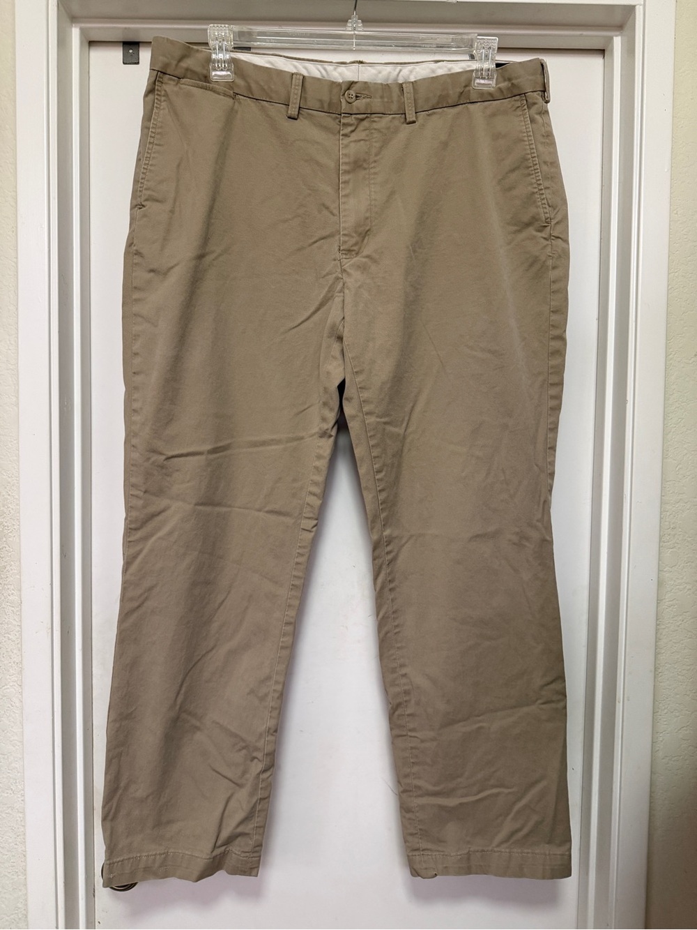 Ralph Lauren Classic Fit khaki/chinos size 40/32 tan